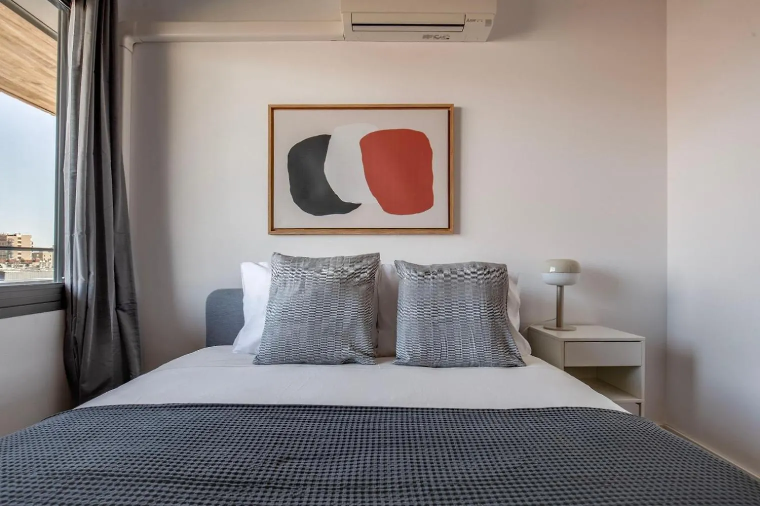Blueground Galvany Fully Furnished Equipped Bcn-134 Barcelona 0*,  Espanha