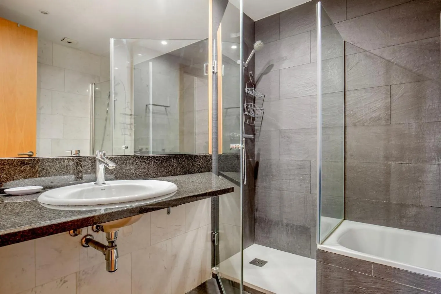 Apartamento Blueground Galvany Fully Furnished Equipped Bcn-134 Barcelona